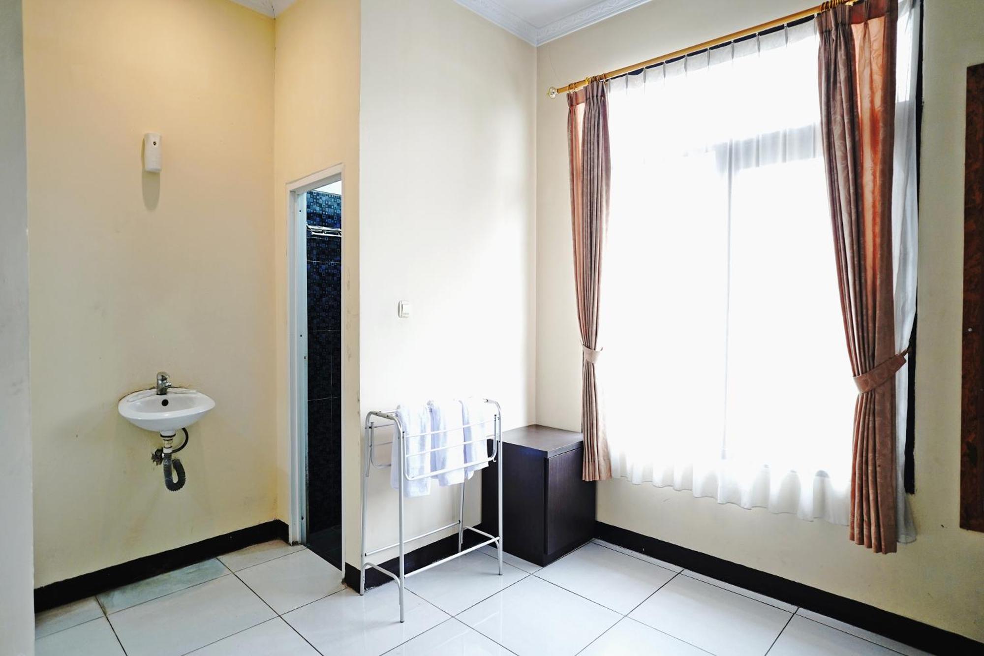 Saung Balibu Wisma tamu 3*